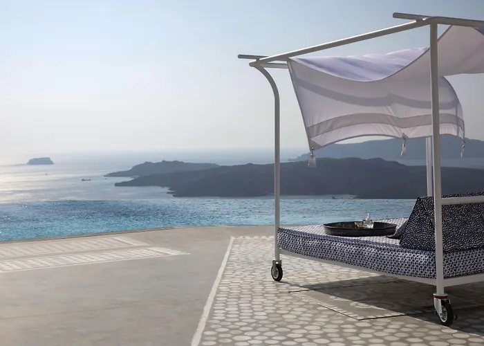 Erosantorini Estate 4*