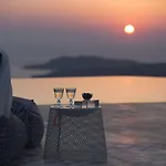 Erosantorini Luxury Private Estate &
