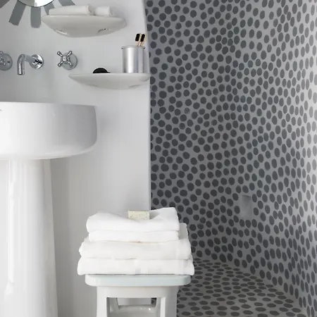 Erosantorini Estate 4*