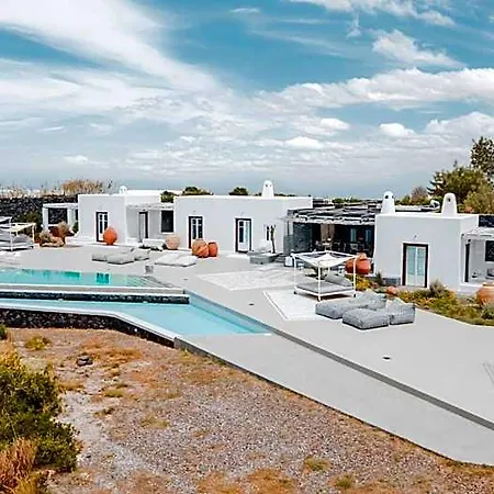 Rezort Erosantorini Luxury Private Estate & Fira (Santorini)