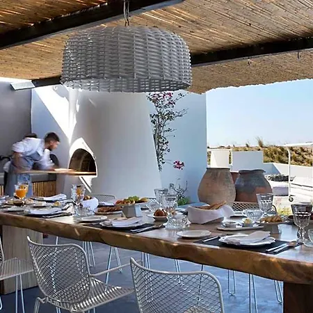 Erosantorini Luxury Private Estate & Rezort