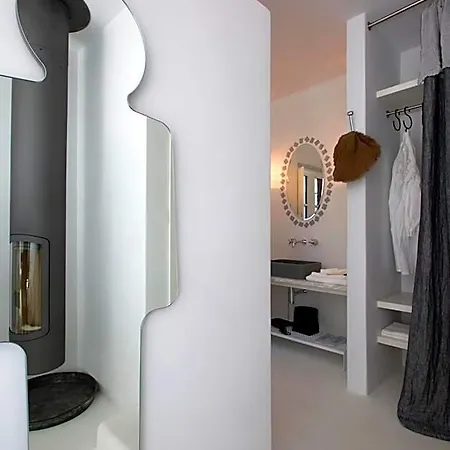 Erosantorini Luxury Private Estate & Resort Fira (Santorini)