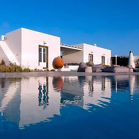 Rezort Erosantorini Luxury Private Estate & Fira (Santorini)