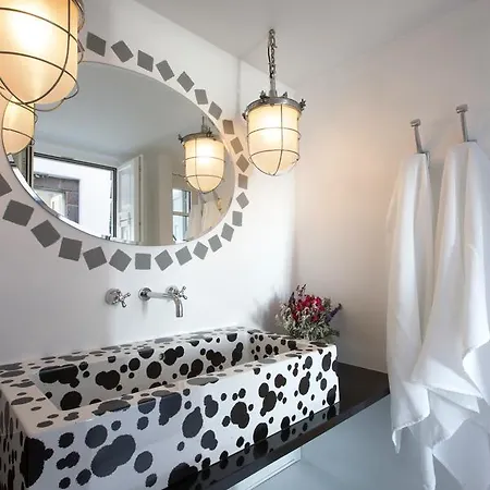 Feriested Erosantorini Luxury Private Estate & Fira (Santorini)