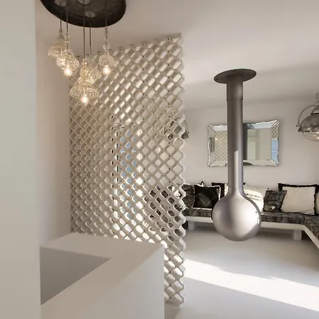 منتجع Erosantorini Estate 2*