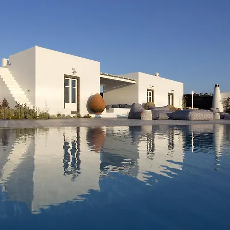 منتجع Erosantorini Estate 2*