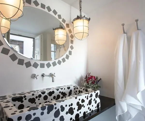 منتجع Erosantorini Luxury Private Estate & Suites ثيرا