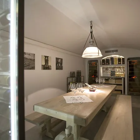 Erosantorini Luxury Private Estate &
