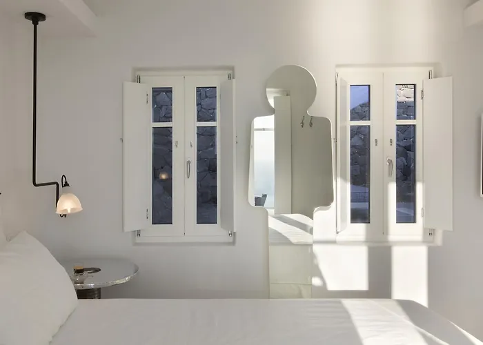 Erosantorini Estate Fira (Santorini)