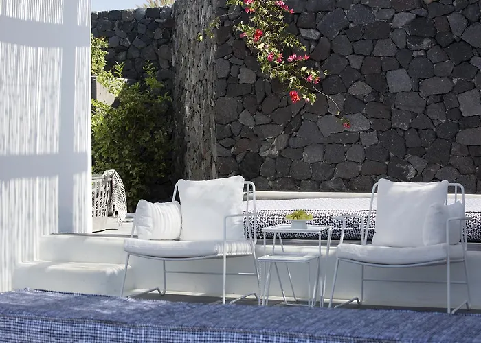 Rezort Erosantorini Estate