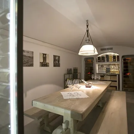 Erosantorini Luxury Private Estate & 度假村 4*
